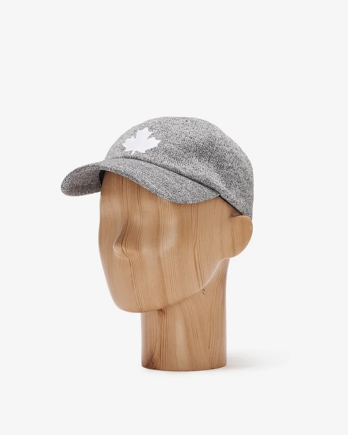 Kids Maple Leaf Fleece Baseball Cap Kids Maple Leaf Fleece Baseball Cap