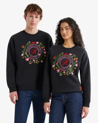 Love Studio Fleece Crew
