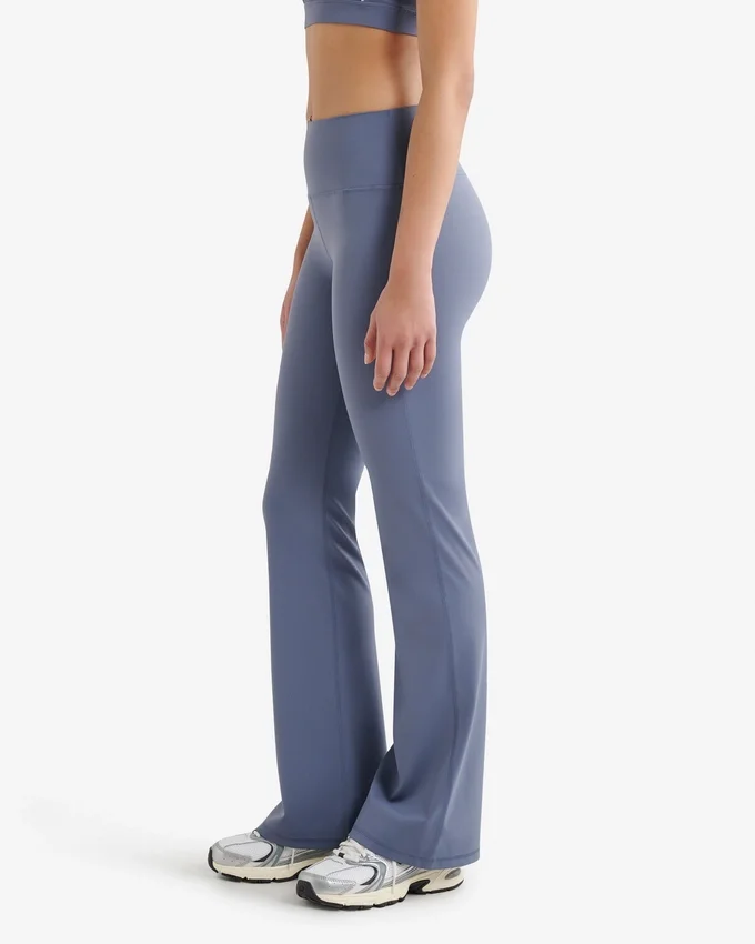 Restore Stretch Flare Legging Restore Stretch Flare Legging