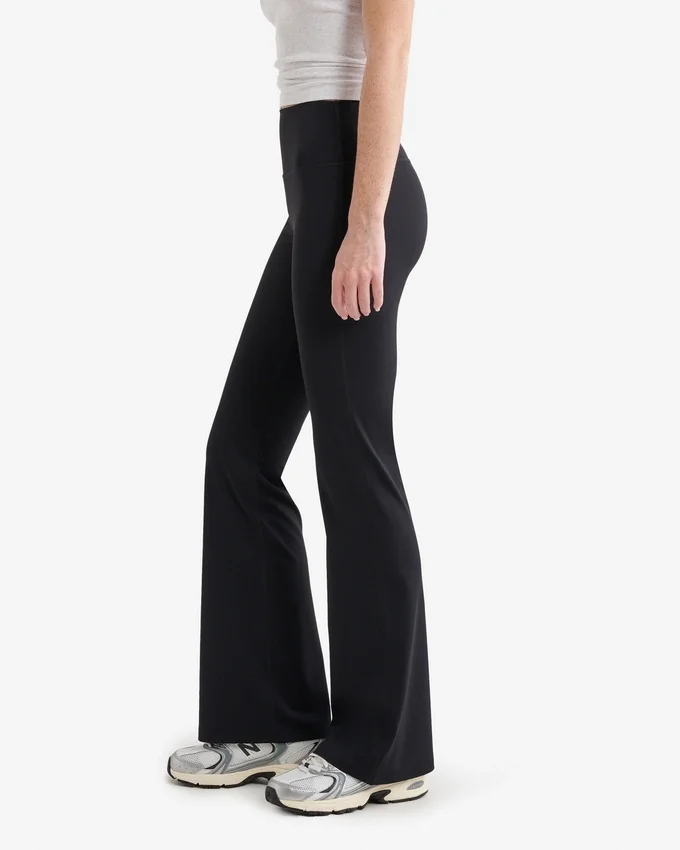 Restore Stretch Flare Legging Restore Stretch Flare Legging