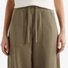 Welland Knit Twill Barrel Pant Welland Knit Twill Barrel Pant